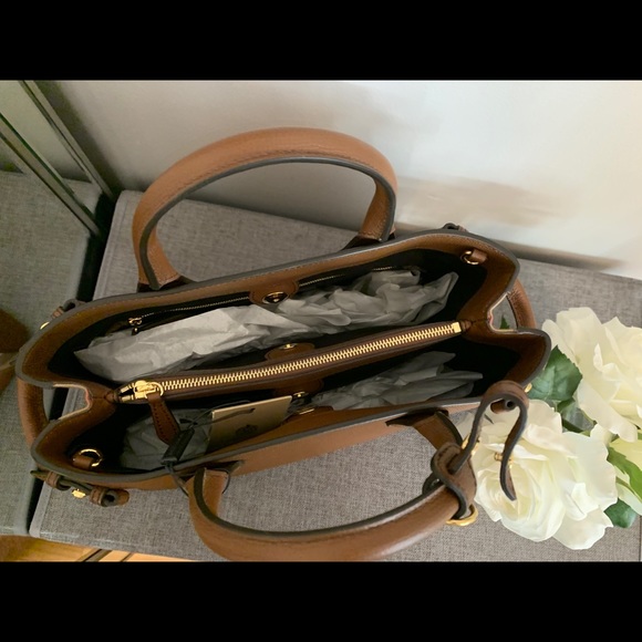 ✨✨SOLD!!SOLD!!!✨✨Medium Banner Leather, HouseCheck - Picture 8 of 15